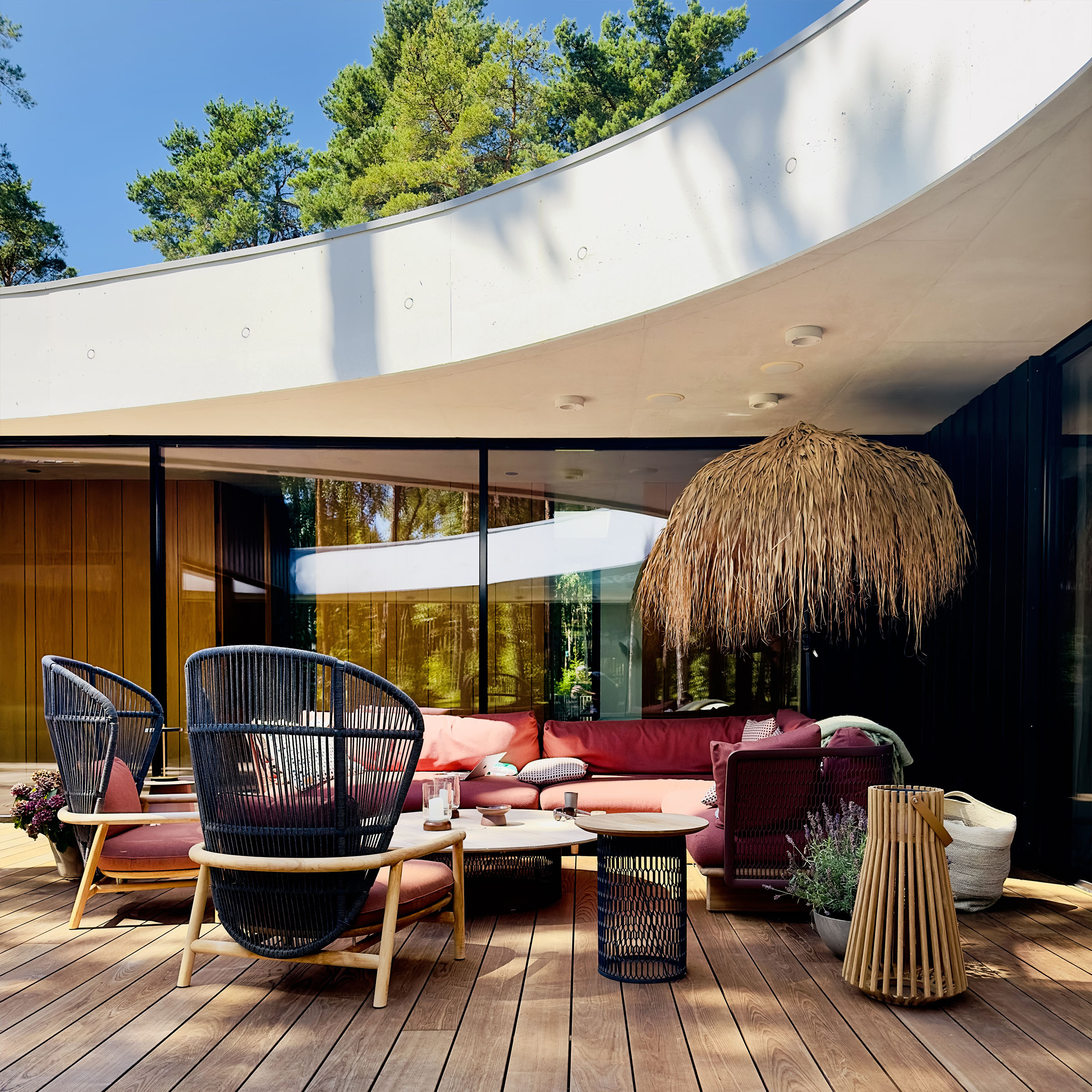 A064_house_estonia_tallinn_viimsi_concrete_villa_forest_wood_-27